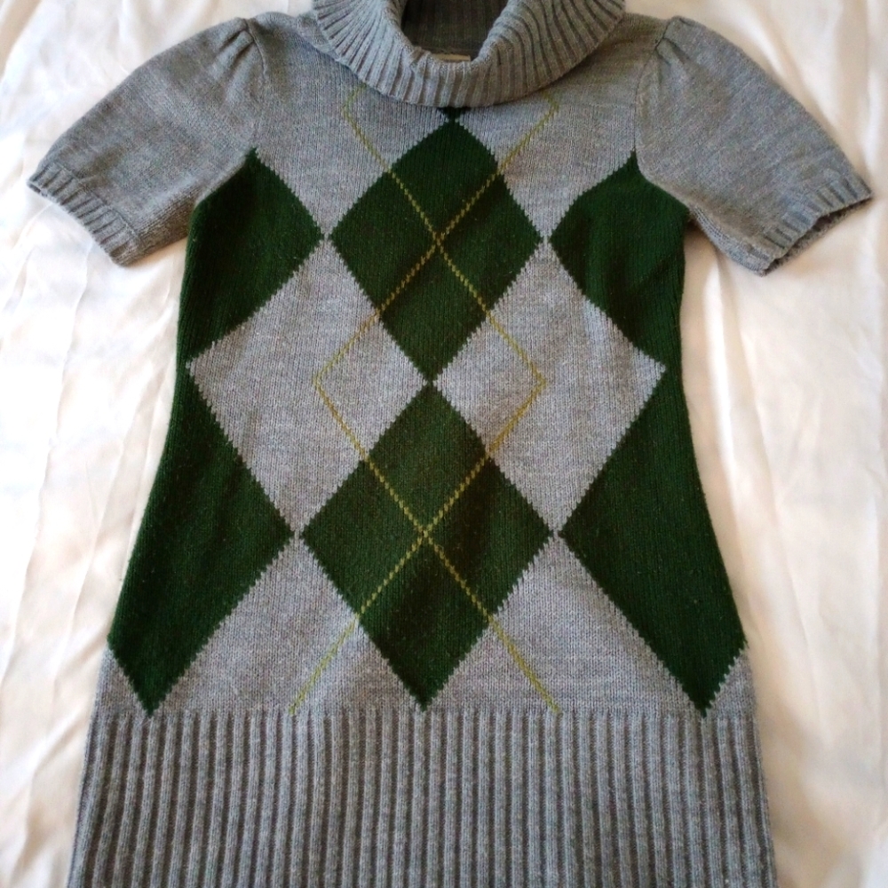 Sweater short sleeved